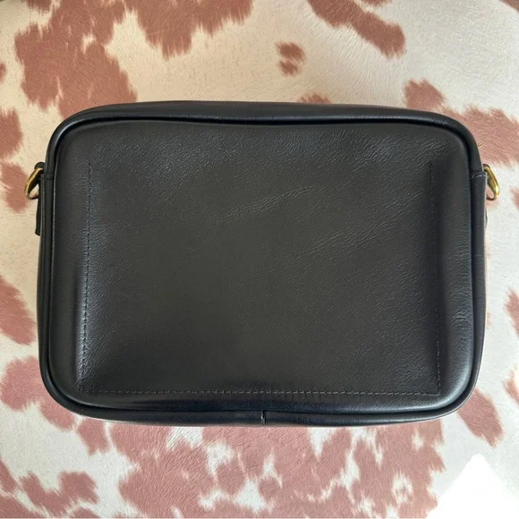 Madewell — The Large Transport Camera Bag in true black - Picture 5 of 15